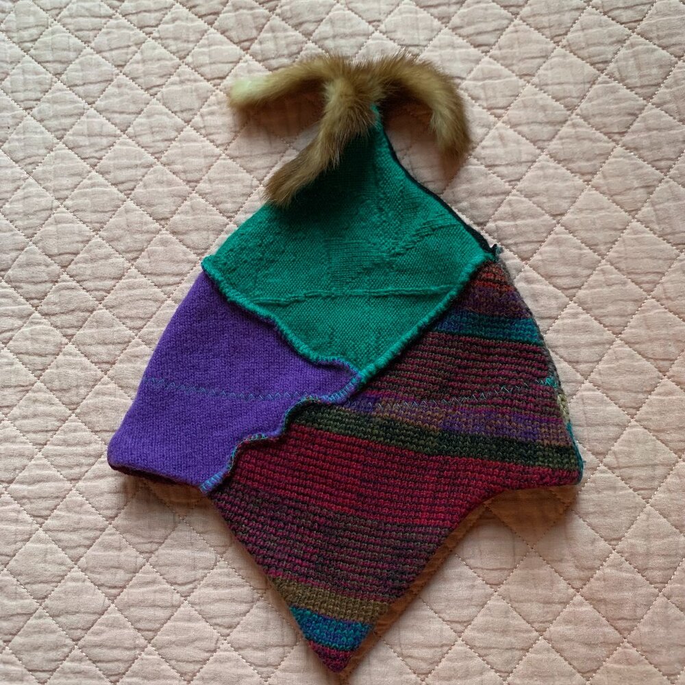 MYCO ANNA-Gladiator tuque winter hat recycle fabric ears cover fur pompom purple